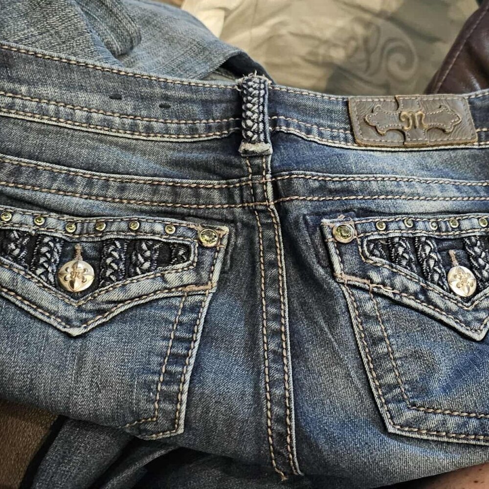 Miss Me Signature Skinny Jeans